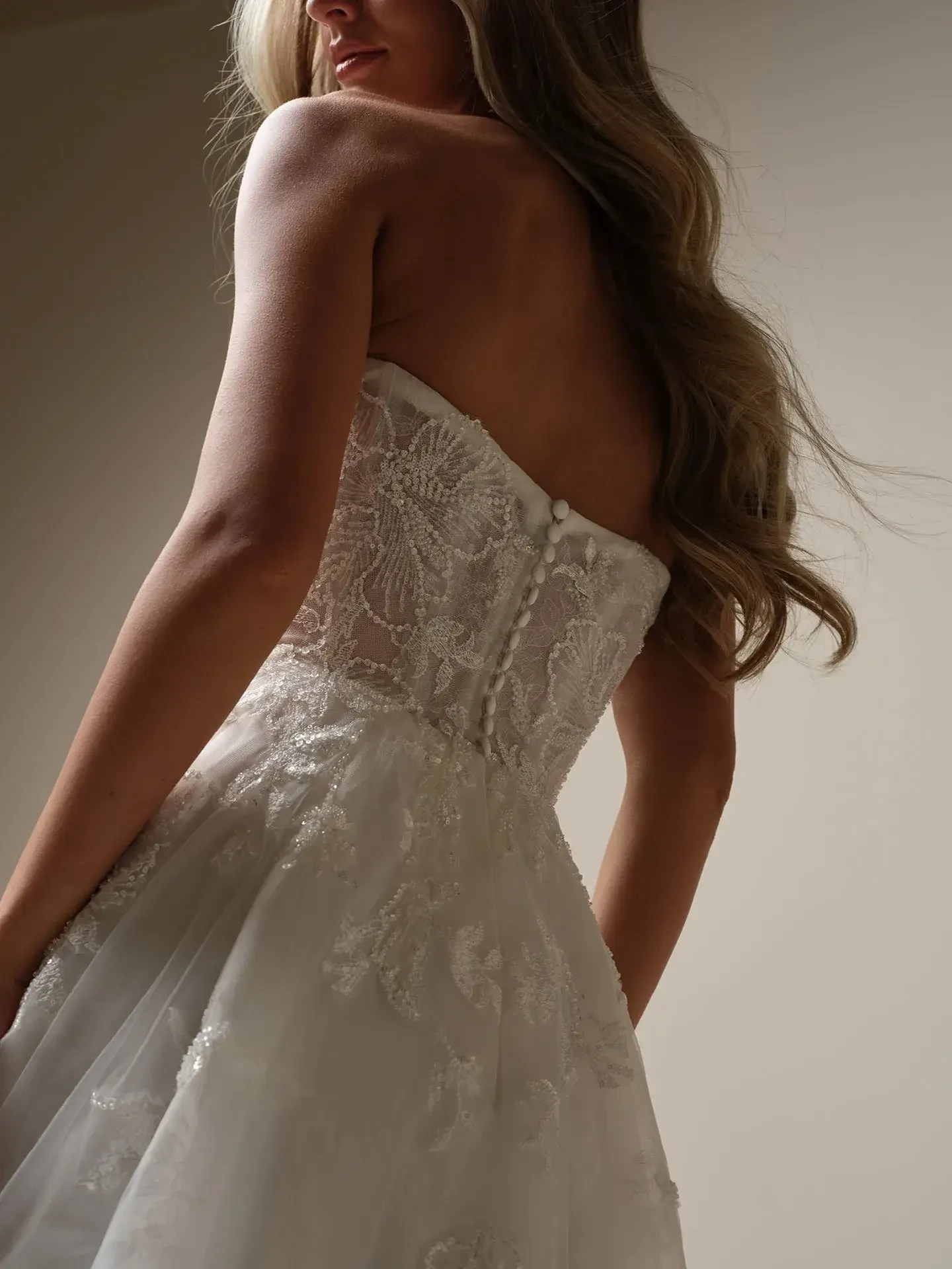 Top Picks: Bridal &amp; Veil&#39;s Favorite Gowns for Your Spring Wedding Image