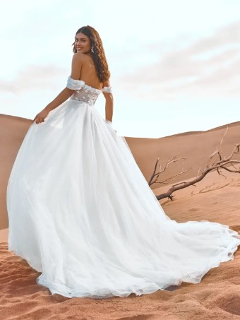 Pronovias Style #Danxia #1 Off White/Nude thumbnail