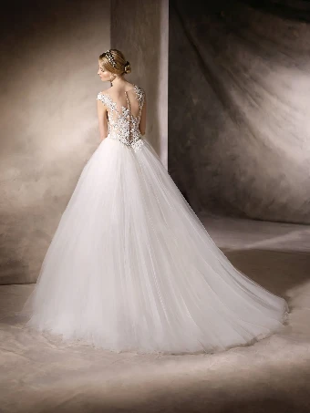 Pronovias Style #Halar #1 Ivory thumbnail