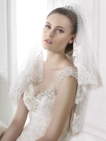 Pronovias Style #Maral #2 Ivory thumbnail