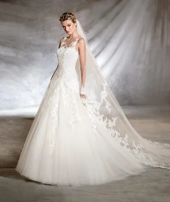 Pronovias Style #Olwen #0 Ivory thumbnail