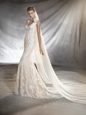 Pronovias Style #Orma #0 Ivory thumbnail