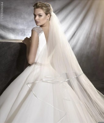 Pronovias Style #Ovidia #1 Ivory thumbnail