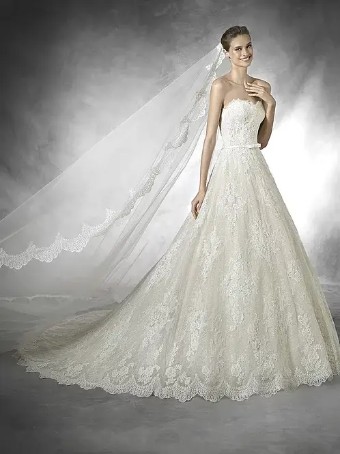 Pronovias Style #Taffi #0 Natural White thumbnail